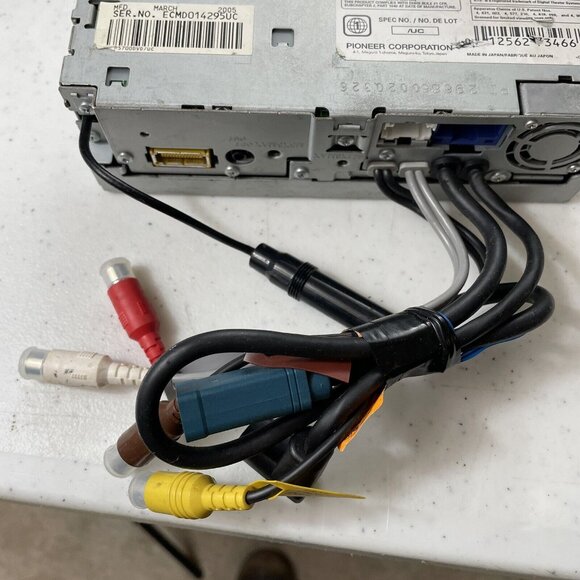 Pioneer AVHP5700DVD Radio DVD Player Tested Working With Box, Wires, Manuals - Picture 10 of 16